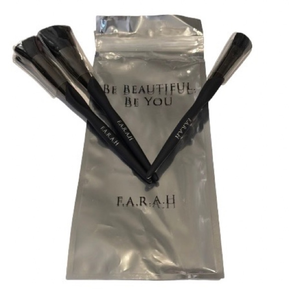 Farrah Makeup Brushes